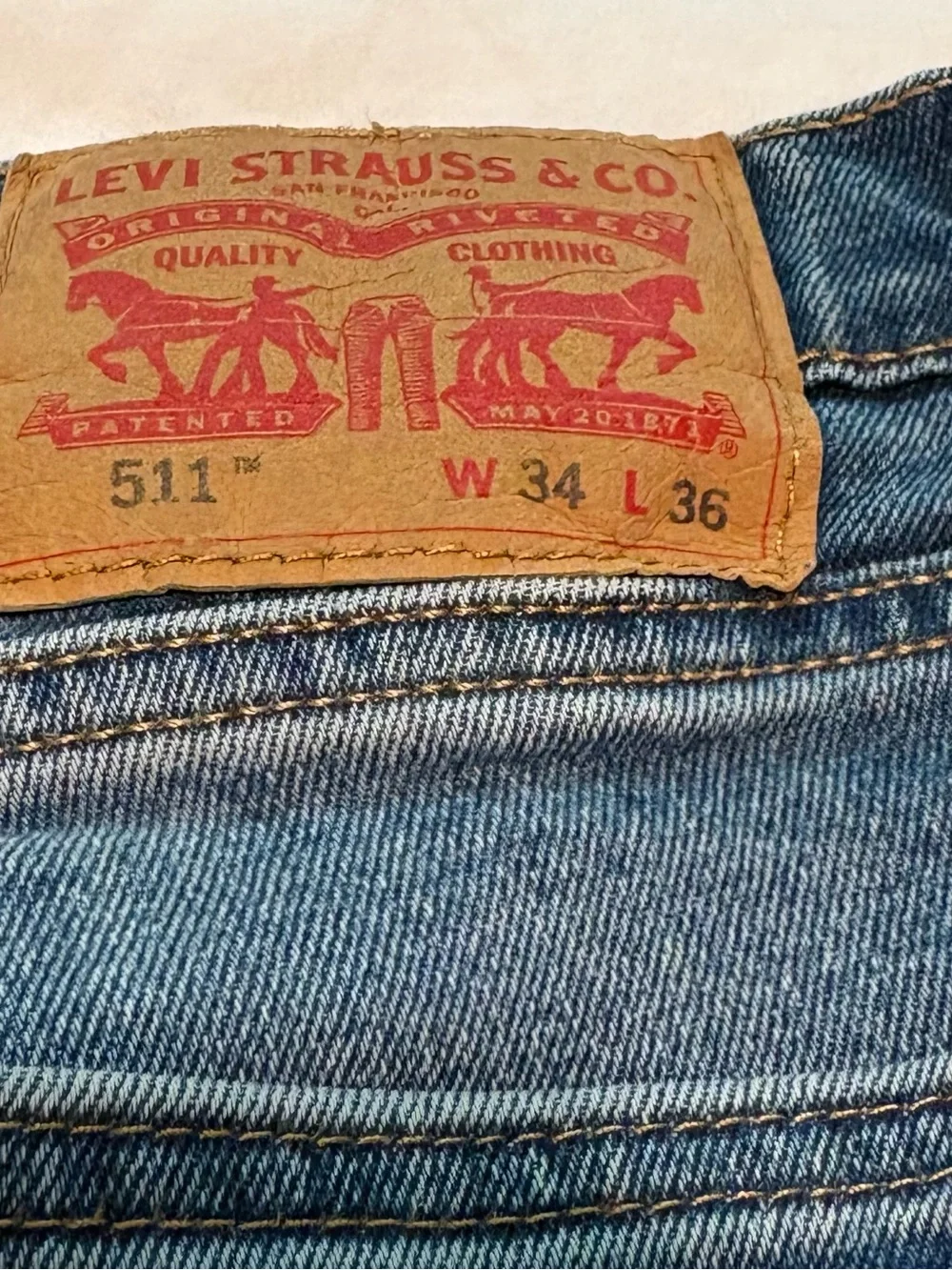 Levis classic straight